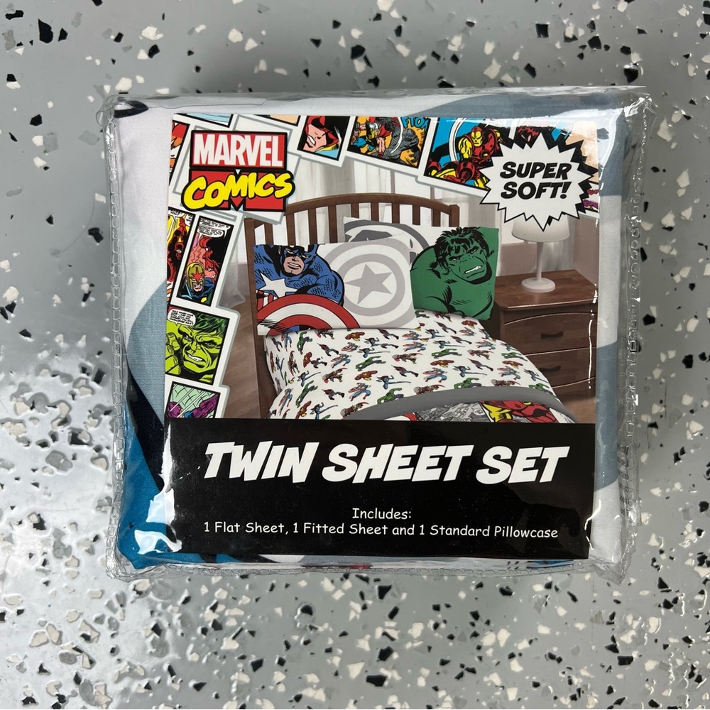 Marvel Comics Twin Sheet Set - Super Soft Multicolor Bedding